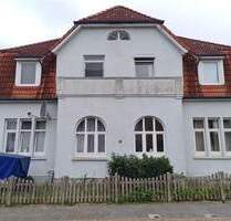 Großes Doppelhaus in Varel - 195.000,00 EUR Kaufpreis, ca.  290,00 m² Wohnfläche in Varel (PLZ: 26316)