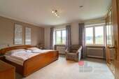 Schlafzimmer im Erdgeschoss - 