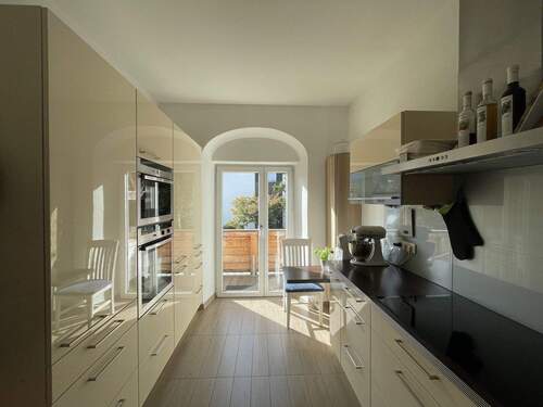 Küche mit Westbalkon - 