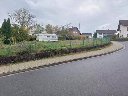 1000050600 - Schönes, sonniges Baugrundstück in Betzdorf Bruche