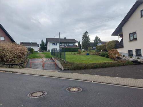 1000050599 - Grundstück in Betzdorf zum Kaufen