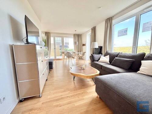 Wohnzimmer - Ferienwohnung oder Eigennutzung, hier entscheiden Sie! Voll möbliert! - Kalifornien Ostsee