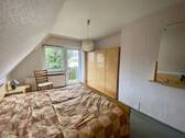 Schlafzimmer mit Balkon DG - 