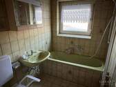 Badezimmer - Etagenwohnung mit 66,00 m&sup2; in Sachsenheim zum Kaufen