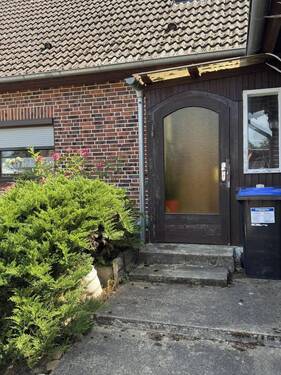 Nebeneingang - 9 Zimmer Einfamilienhaus in Bad Bodenteich