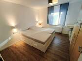 Schlafzimmer - 6 Zimmer Etagenwohnung zur Miete in Laichingen
