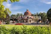 Die Wohnung befindet sich fußläufig zum Mexikoplatz - 2 Zimmer Etagenwohnung in Berlin