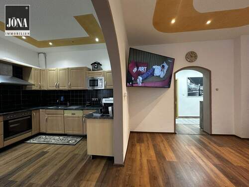 Wohnzimmer/Küche - Etagenwohnung mit 114,00 m&sup2; in Hof zum Kaufen