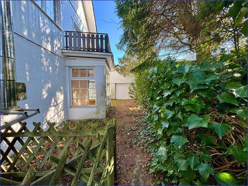 Zugang von Garten zur Garage - 