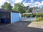 Garage und zweites Carport - 