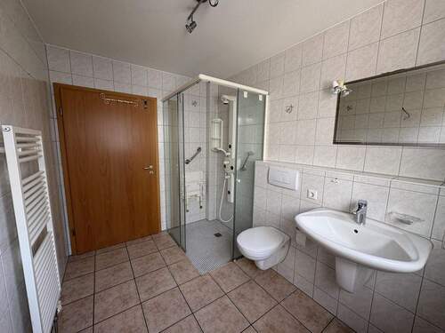 Badezimmer - Etagenwohnung mit 106,00 m&sup2; in Böblingen zum Kaufen