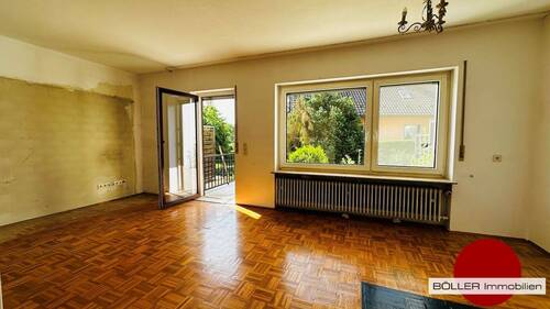 Wohnzimmer - Reihenmittelhaus mit 125,00 m&sup2; in Erlangen zum Kaufen