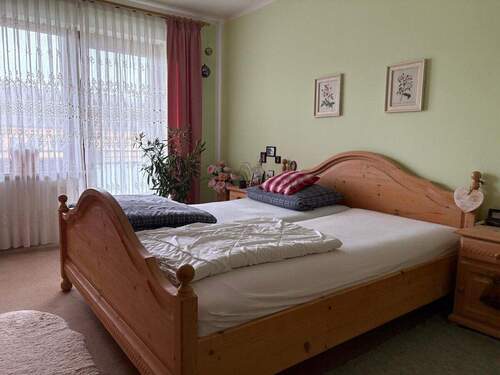 Schlafzimmer - Etagenwohnung mit 101,00 m&sup2; in Aichach zur Miete