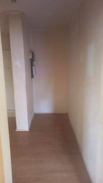 Flur mit Stromzähler - 