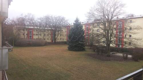 Innenhof der Wohnanlage - Etagenwohnung mit 60,00 m&sup2; in Berlin zum Kaufen