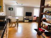 Offenes Wohnen-Essen-Kochen - 2 Zimmer Etagenwohnung zur Miete in Mistelgau / Obernsees