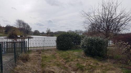 Grundstücksgrenze - 