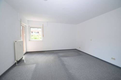 Schlafzimmer - 2 Zimmer Etagenwohnung zur Miete in Köln