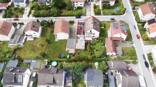 Luftaufnahme mit Abgrenzung - Doppelhaushälfte mit 201,30 m² in Adelsdorf zum Kaufen