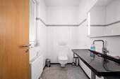 Gäste-WC im EG - 