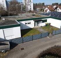 Modernisiertes Reihenbungalow in Bad Dürrheim – Wohnen auf einer Ebene mit Garten und Kamin