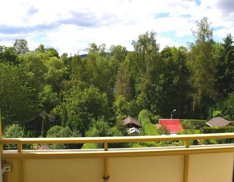 Ausblick vom Balkon - 3 Zimmer Etagenwohnung in Kahla