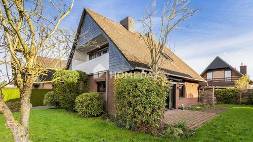 Außenansicht 2 - Charmantes Traumhaus mit Wintergarten und Kaminfeuer - Viel Platz für Ihre Ideen 