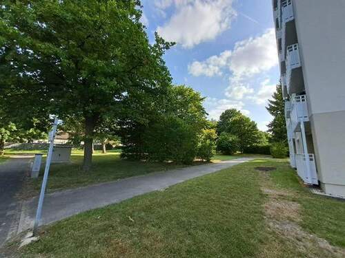 Außenanlage - 3 Zimmer Etagenwohnung zum Kaufen in Paderborn