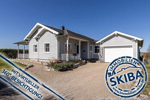 Bungalow im amerikanischen Stil - Neuwertiger Bungalow im amerikanischen Stil mit freiem Blick ins Grüne