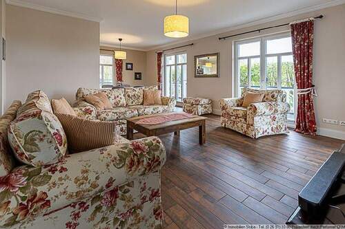 überdachter Hauseingang - 