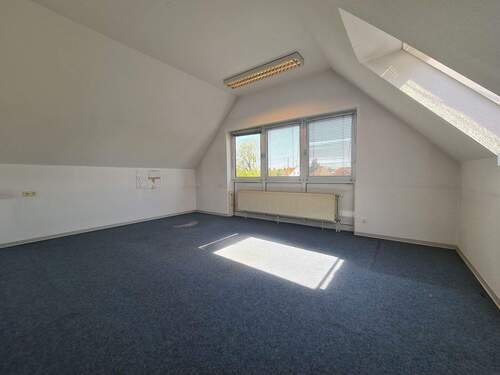 20250430_104737.jpg - Büro mit 100,00 m&sup2; in Offenbach am Main zur Miete