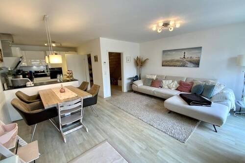 Offener Wohn-Essbereich - 5 Zimmer Reihenmittelhaus in Bad Schwartau