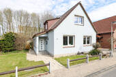 Außenansicht - 5 Zimmer Einfamilienhaus zum Kaufen in Wilhelmshaven-Aldenburg