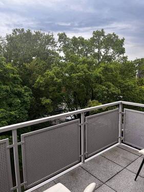 Balkon.jpg - Hier kann man sich wohl fühlen - 670,00&nbsp;EUR Kaltmiete, ca.&nbsp; 74,00&nbsp;m&sup2;&nbsp;Wohnfl&auml;che
