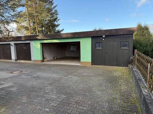 Doppergarage - Werkstatt - 5 Zimmer Doppelhaushälfte in Oberasbach
