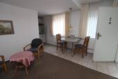 Wohnzimmer - Ab Juli: Kleines Apartment direkt an der Ostsee!