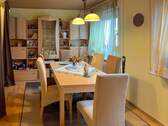 Esszimmer mit Wohnzimmer - 6 Zimmer Einfamilienhaus zum Kaufen in Offenburg / Zunsweier