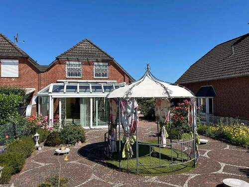 Ansicht - Mehrfamilienhaus, Wohnhaus mit 128,30 m² in Reppenstedt zum Kaufen