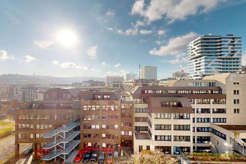 Balkonausblick - 5.OG mit Fahrstuhl und unglaublichem Blick über die Stadt (provisionsfrei)