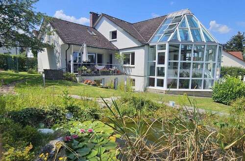 Idylle im Garten - Großes Einfamilienhaus in ruhiger Traumlage