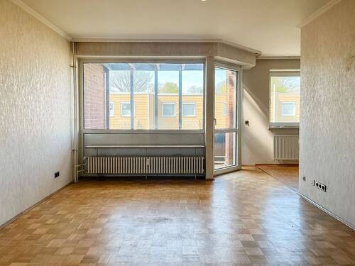 Wohnzimmer - 2 Zimmer Etagenwohnung in Hannover