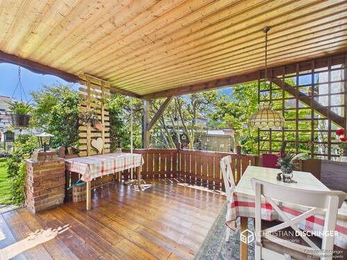 Überdachte Terrasse - 