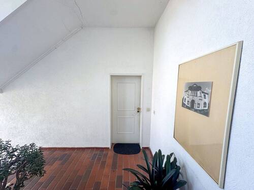 17 Hausflur OG - 