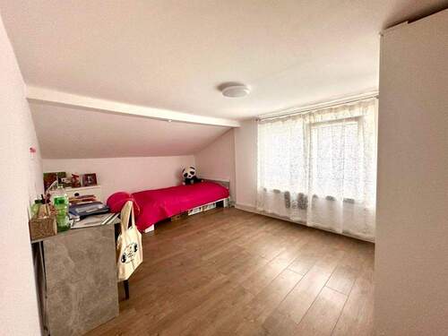 Kinderzimmer im DG - 