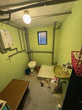 38 zweites Bad im KG im Ausbau - 