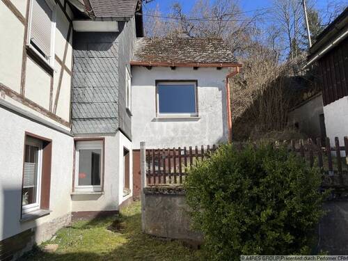 Objektansicht - 5 Zimmer Doppelhaushälfte in Bad Laasphe