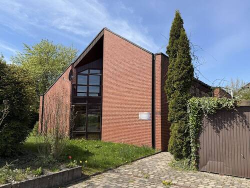 Außenansicht - 7 Zimmer Einfamilienhaus in Baunatal