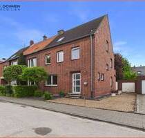 Großzügige Doppelhaushälfte mit Garten & Garage in zentraler Lage von Heinsberg-Oberbruch - Heinsberg / Oberbruch