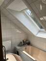 Badezimmer im Dachgeschoss - 