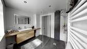 Badezimmer EG Hauptgebäude - 
